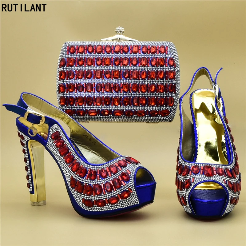 Новинка Комплект из итальянских женских туфель и сумочки Свадебные туфли со