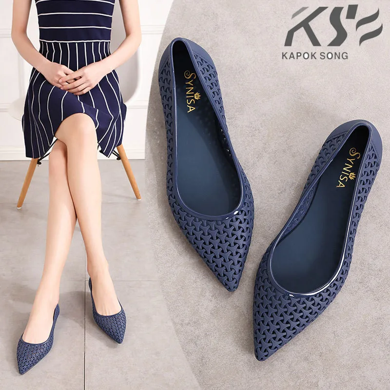 

2020 women flats rubber jelly shoes women candy summer luxury designer famous brand model flat slip on shoes female beach shoes