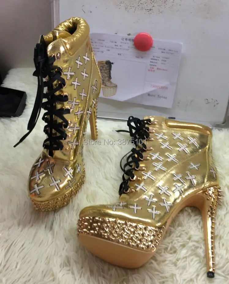 Женские ботинки в стиле панк ботильоны на платформе и тонком высоком каблуке