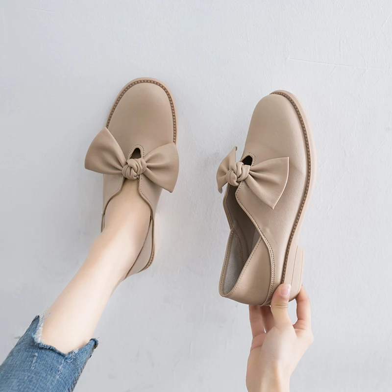 Zapatos de mujer Новая женская обувь Модная дышащая повседневная кожаная с бантом
