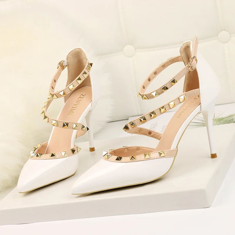 Туфли-лодочки женские с заостренным носком на высоком каблуке и платформе | Обувь