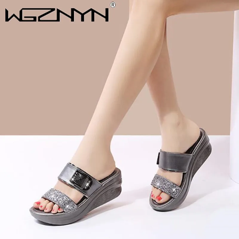 

Сандалии женские кожаные на танкетке, шлепанцы с блестками, пляжная обувь на платформе, открытый носок, Повседневная Уличная обувь, лето