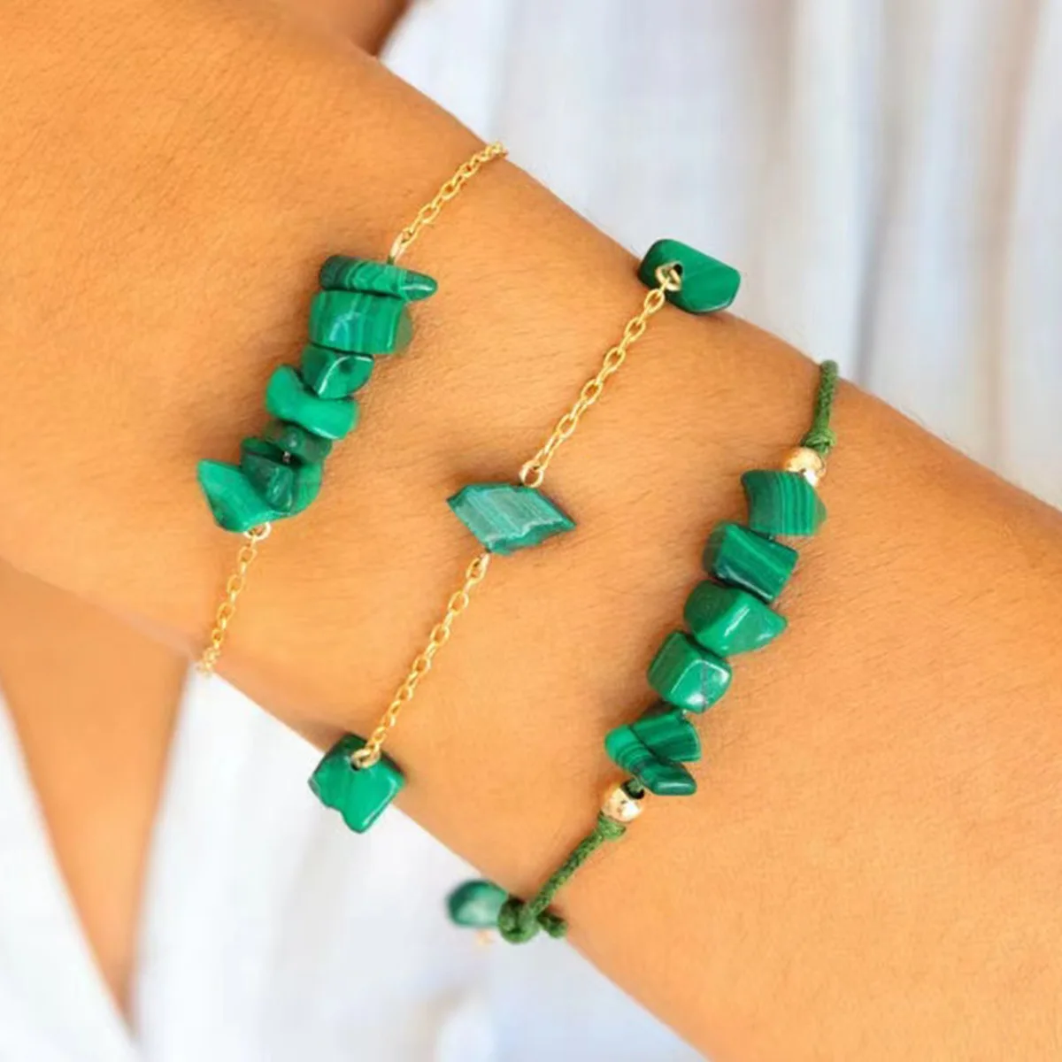 

Summer Exquisite Dainty Chain Green Natural Crushed Stone Bracelet 3 Pieces Women Malachite Bracelets Set