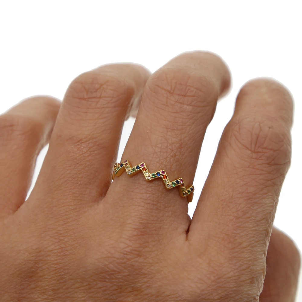 Модные Золотые заполненные разноцветные радужные волнистые кольца с фианитами
