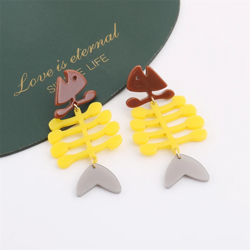 

Fish Bone Funny Dangle Earrings for Women 201 New Party Birthday Game Show Amazing Jewelry Acrylic Hiphop Rock Drop Earring