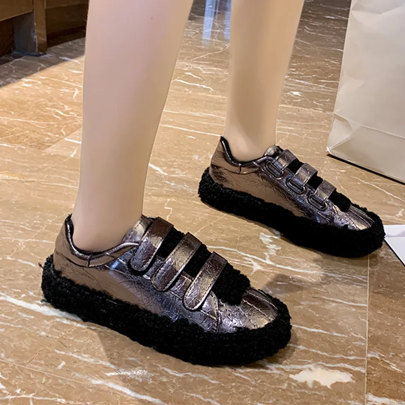 

Round Toe All-Match Korean Shoes Loafers Fur Casual Female Sneakers Women's Moccasins Shallow Mouth Flats Autumn 2021 New Winter