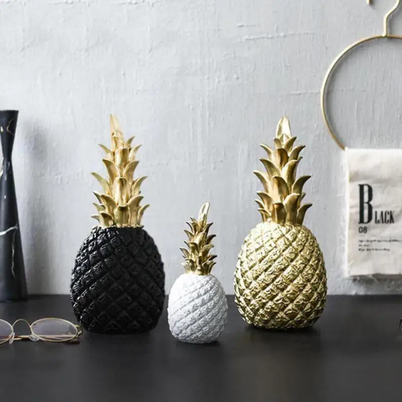 

Nordic Style Resin Gold Pineapple Home Decor Living Room Wine Cabinet Window Display Craft luxurious Table Home Decoration Props