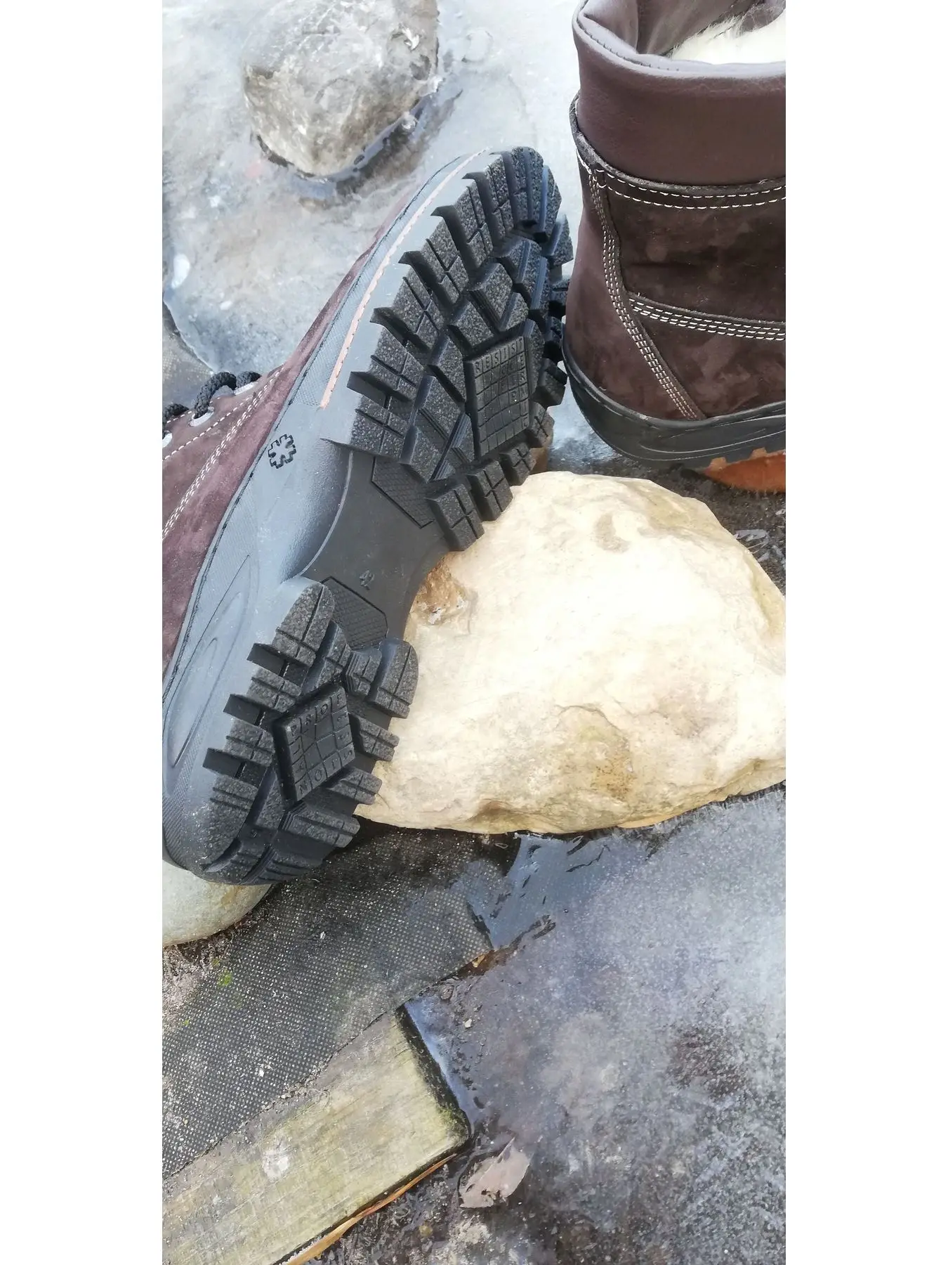 Мужские зимние ботинки Тайга из натурального нубука