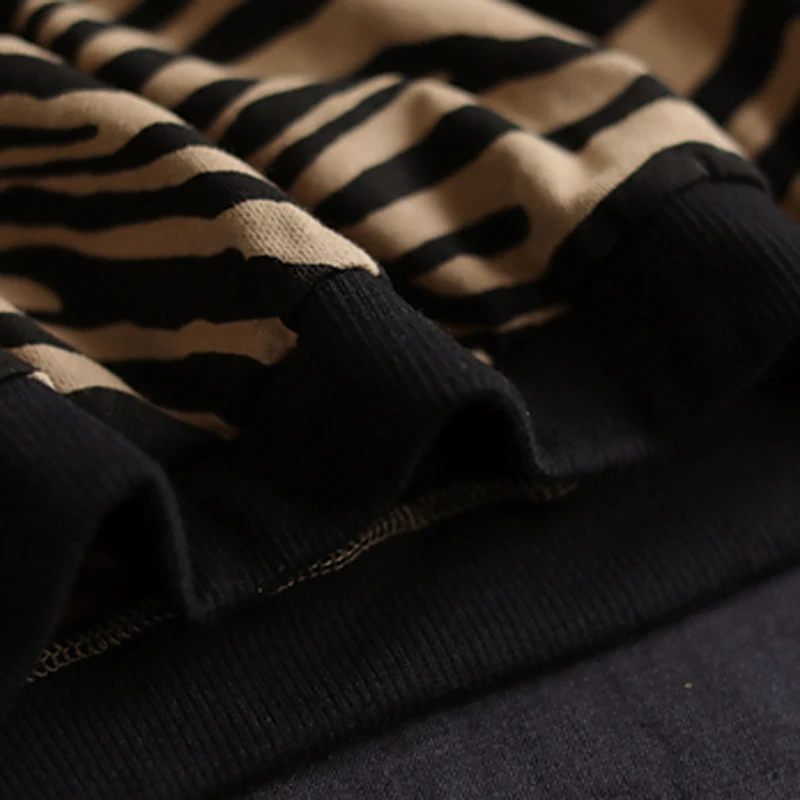 

Women Sweatshirt Hoodies Outwear 100% Cotton Big Loose Oversize Leopard Patchwork Casual Retro Vintage Tops O Neck B03231602