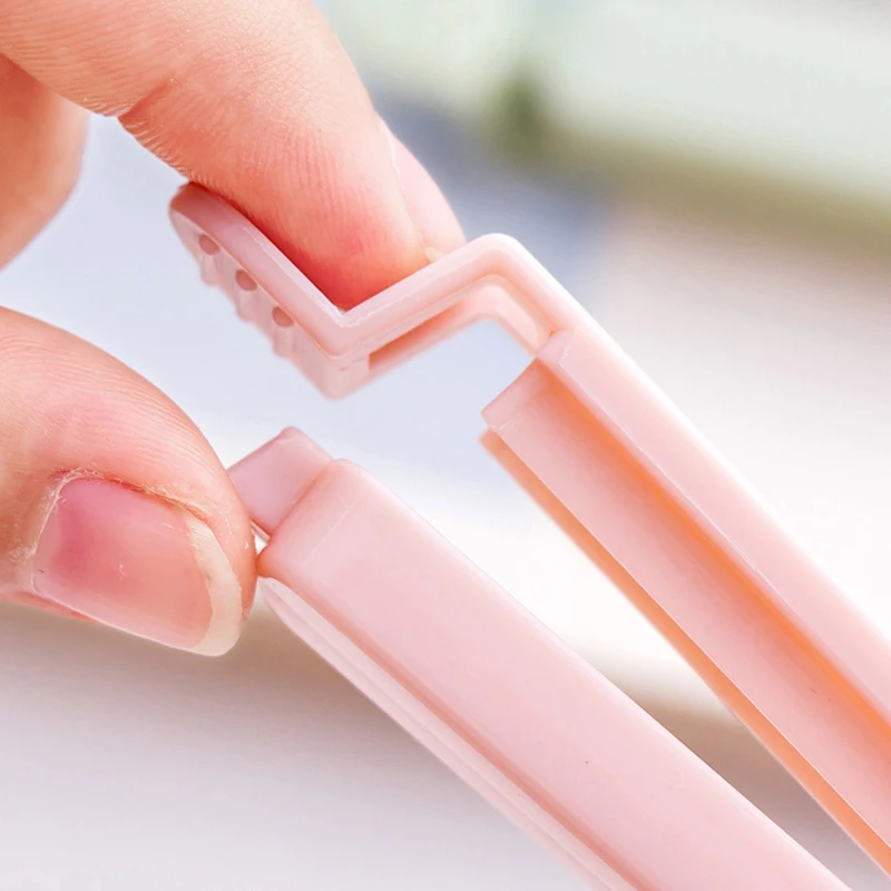 

5Pcs Food Bag Clips Househould Food Snack Storage Sealing Bag Clips Sealer Clamp Kitchen Tool FHJ889