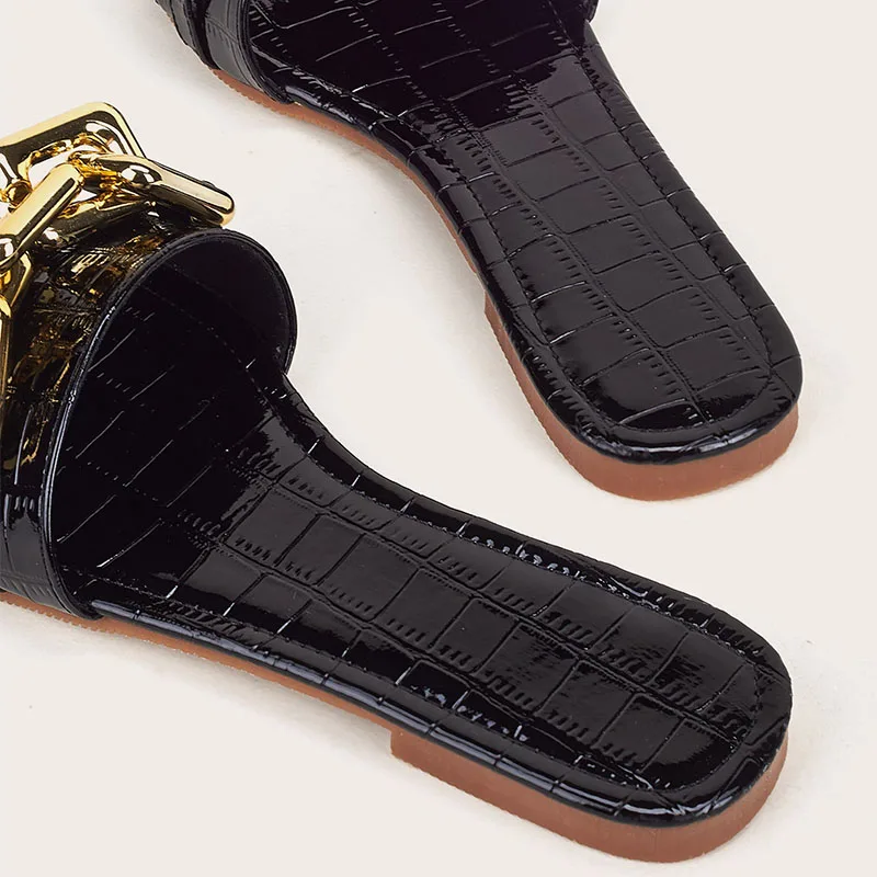 

Women Shoes Slippers Home Female Flats Rubber Slippers Women Flip Flop Women Summer Footwear Metal Decoration Ladies Flip-Flops
