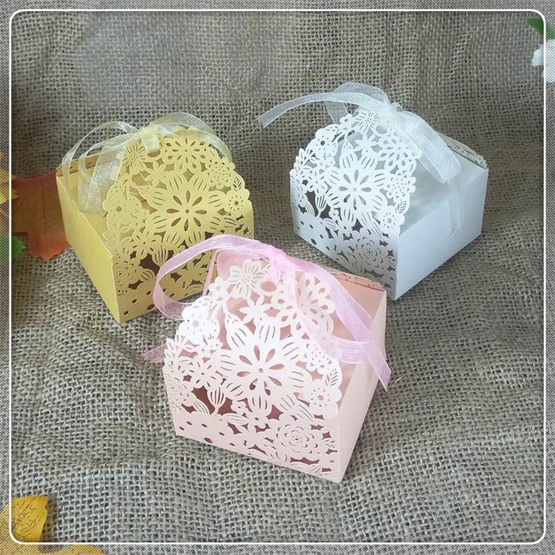 50 шт. Свадьба Романтический цветок Форма Свадебная конфетная коробка подарочная