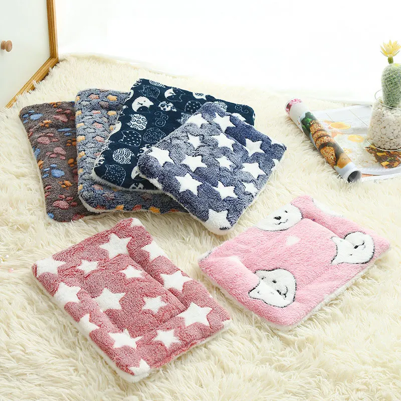 

Cozy PP Cotton Pet Bed Kitten Furniture Soft Warm Winter Sleeping Mattress Pink Blue Pet Dog Mats Highly Elastic Cat Pads