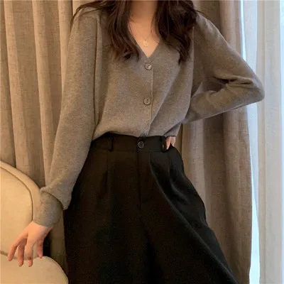 Серый Women autumn button Front Crop Knitted Top V-neck Ribbed Knit Cardigans Crop Knitted soft sweater for women - Цвет: Серый
