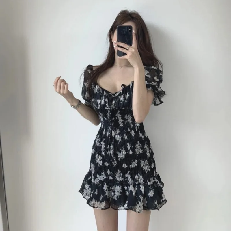 

Женские платья МАЗ