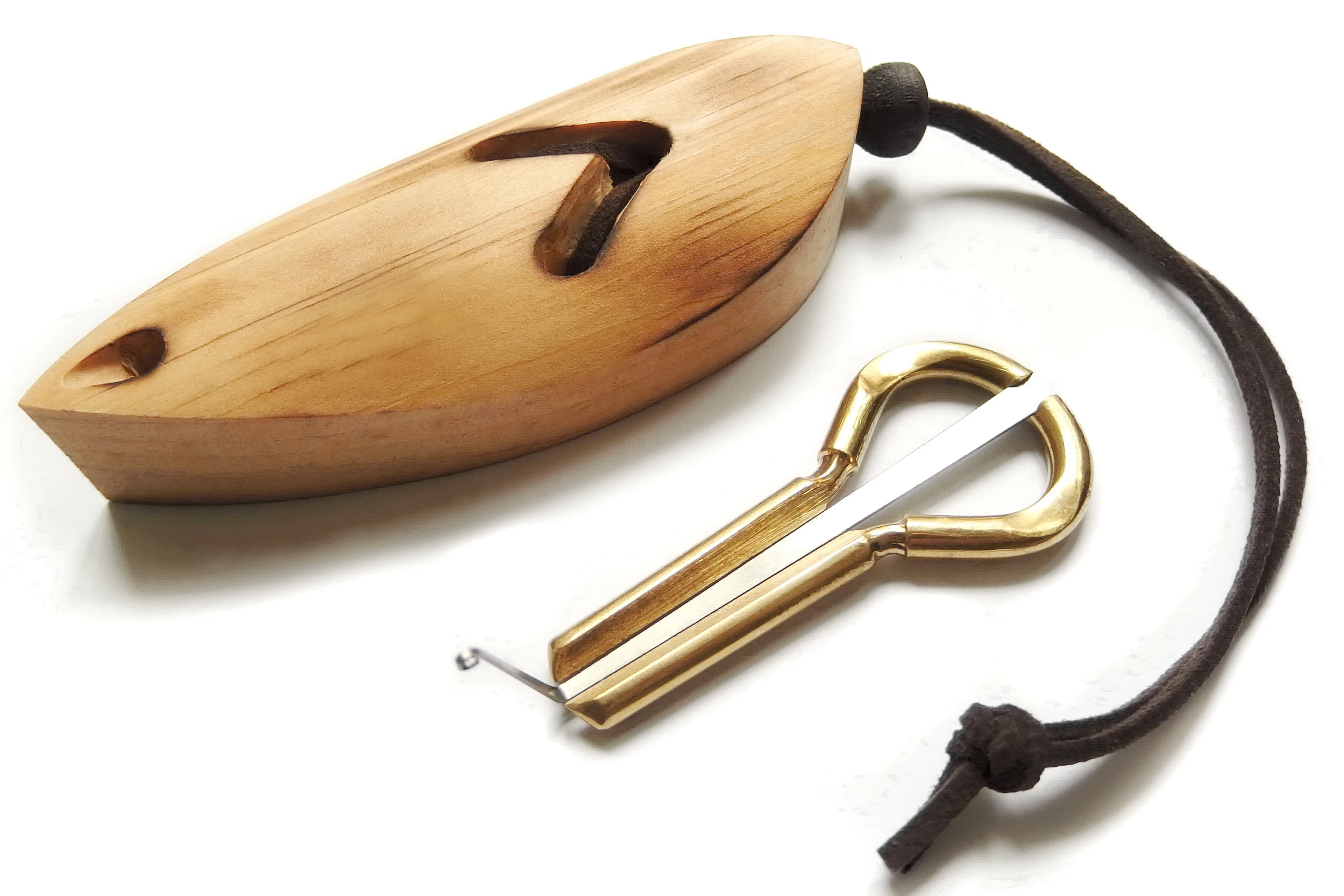 поткина малый варган алтайский. алтайские народные музыкальные инструменты топшур. комус кубыз варган. народные инструменты алтайцев. алтайский народный инструмент топшур.