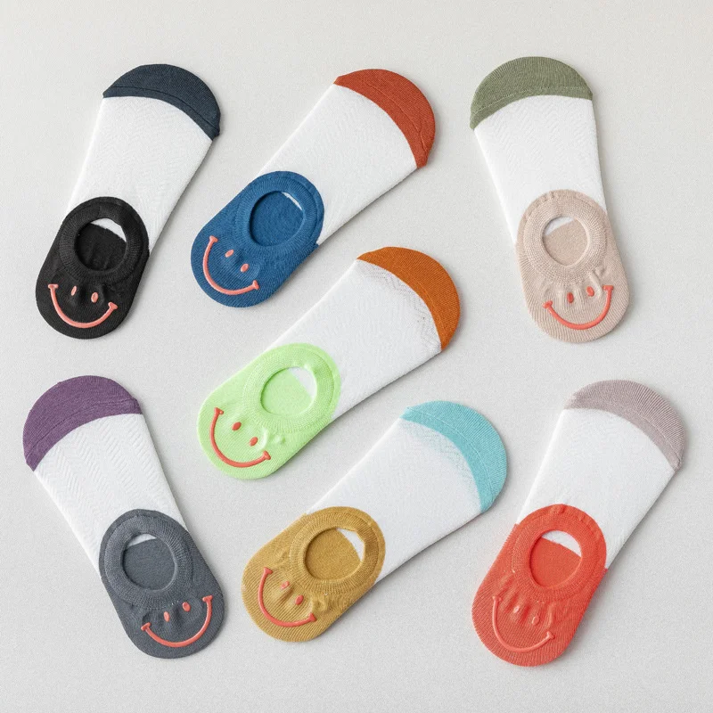 3 Pairs Of Cotton Women's SocksWomen's Casual Cartoon Harajuku Silicone Non-slip Invisible Funny Smiley Girl And Ankle Socks