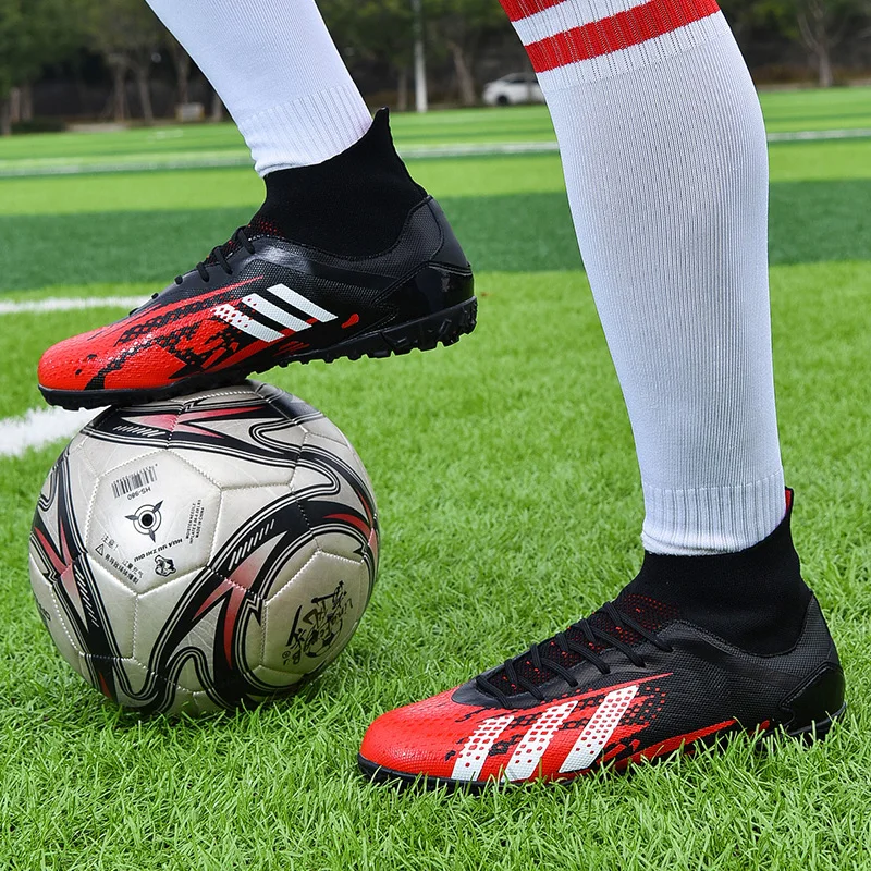 

2021 ZHENZU Men Boys Student Soccer Shoes Football Boots chuteira society chuteiras de futbol chuteira campo profissional