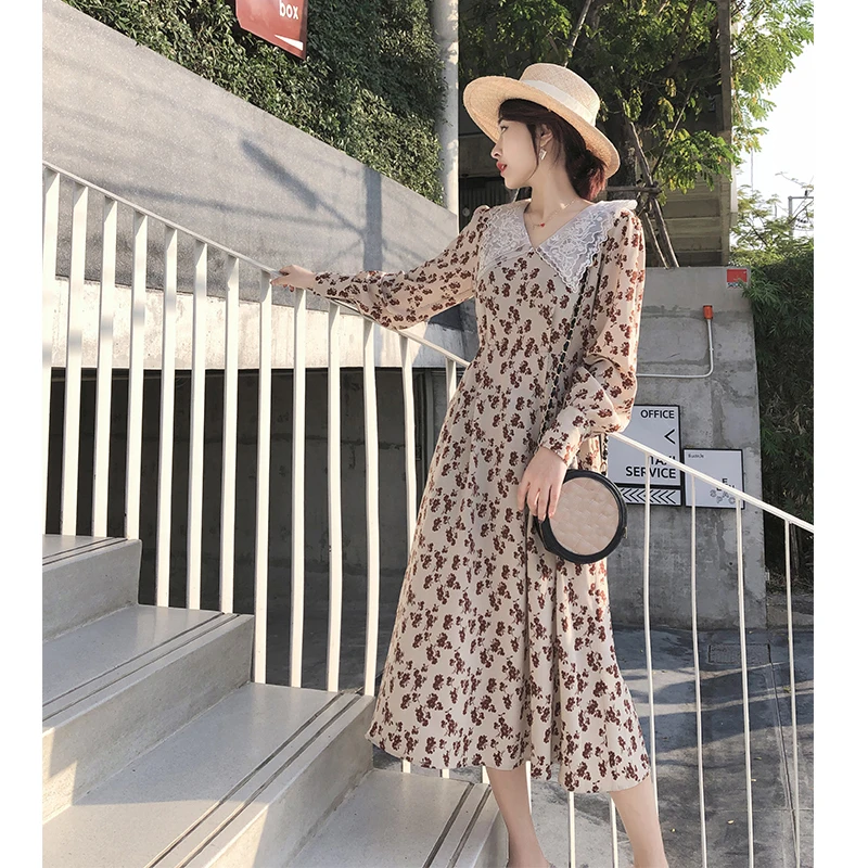 Mishow Нежное шифоновое платье с цветочным принтом отложным воротником и длинными