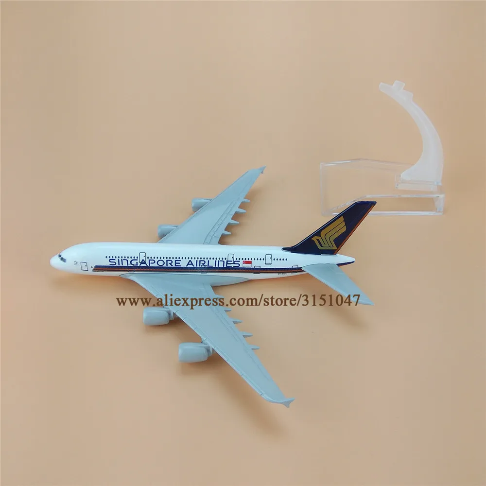 Модель самолета A380 из металлического сплава 16 см авиакомпании Сингапур модель