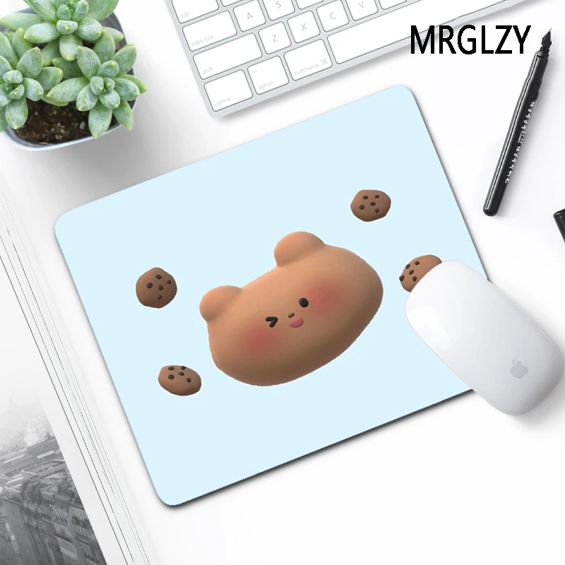 

MRGLZY 220X180 Лидер продаж Прямая поставка небольшой коврик для мыши ковры Kawaii коричневый медведь Мини ПК геймерские аксессуары коврик для мыши ...