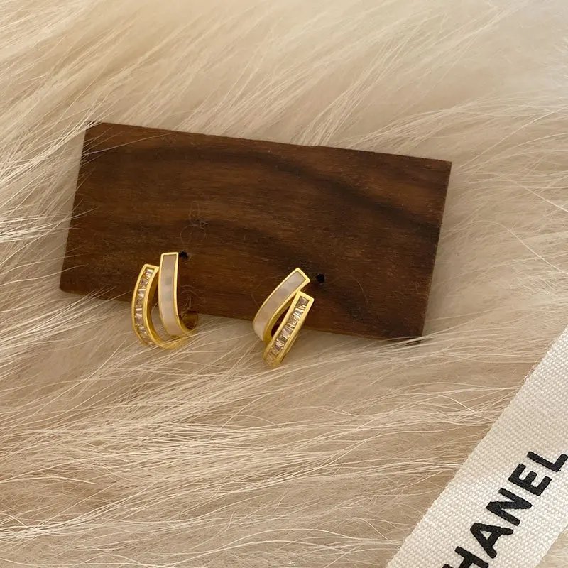 Женские серьги-гвоздики из серебра 100% пробы | Украшения и аксессуары