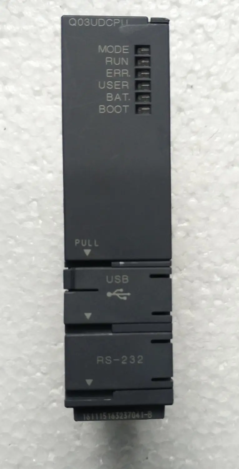 1 шт. Оригинальный Новый Q03UD CPU MitsubishiQ серии Q03UD-CPU Универсальный Q модуль в коробке