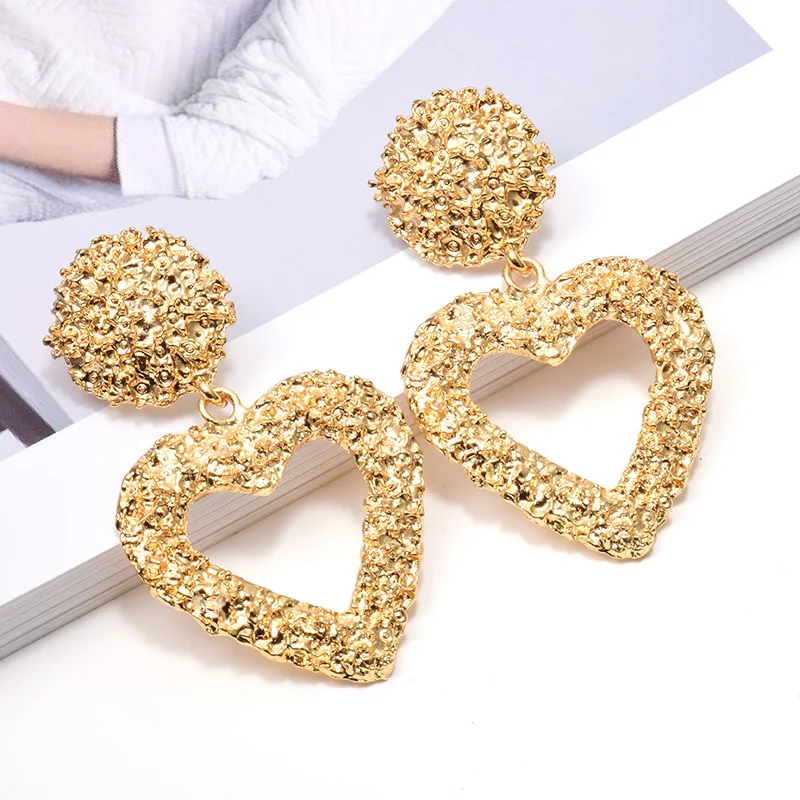 

Wholesale Hanging Gold Metal Heart-Shaped Dangling Drop Earrings Fine Jewelry Accessories Fashion Pendientes Bijoux For Women