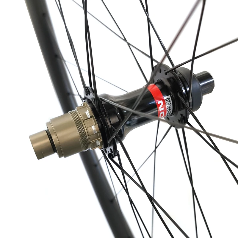 1328g 29er MTB XC 30 мм широкая Асимметричная бескамерная углеродная колесная пара Novatec
