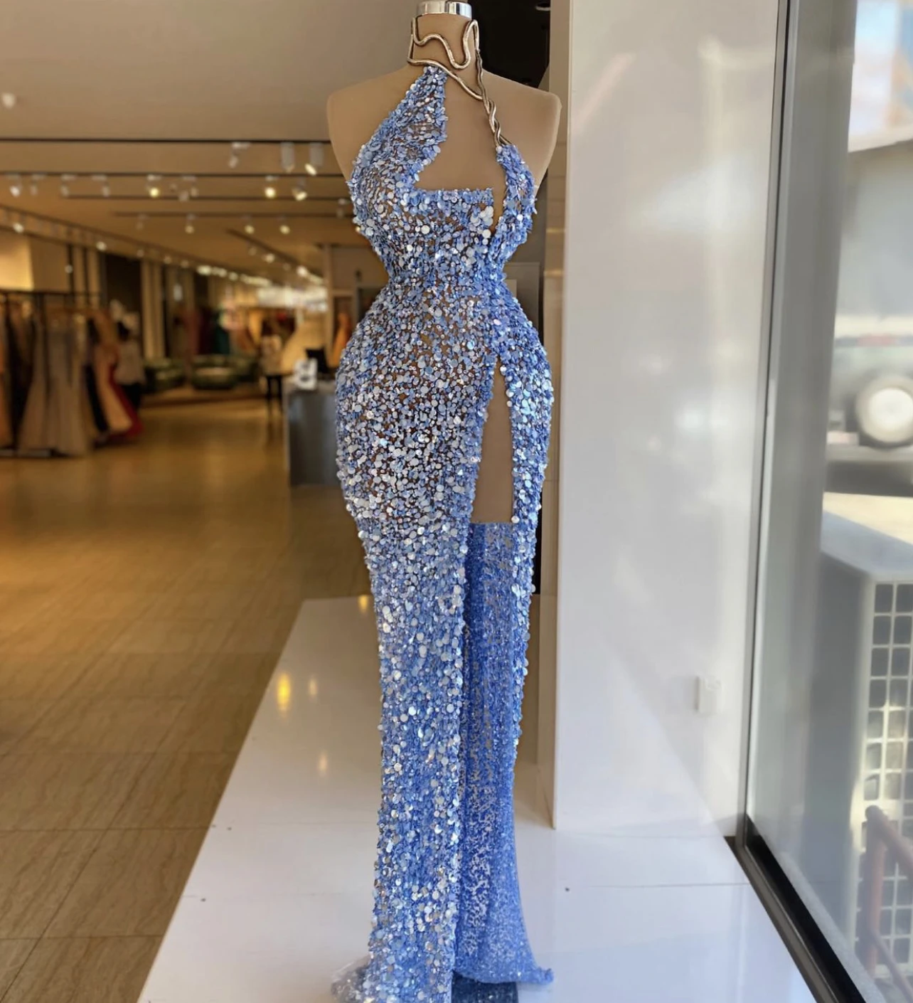 

MNGRL Luxury Evening Dress One-shoulder Long Sleeves Hand-applied Diamonds Glittering 2021 New Evening Dress Party Dress
