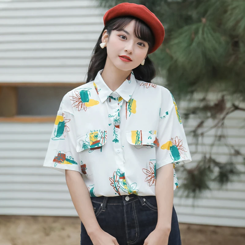 

Chic Khaki Summer New Loose Casual Floral Short-Sleeved Shirt Women's Polo Collar Kong Style Student Chiffon Shirt Fashion
