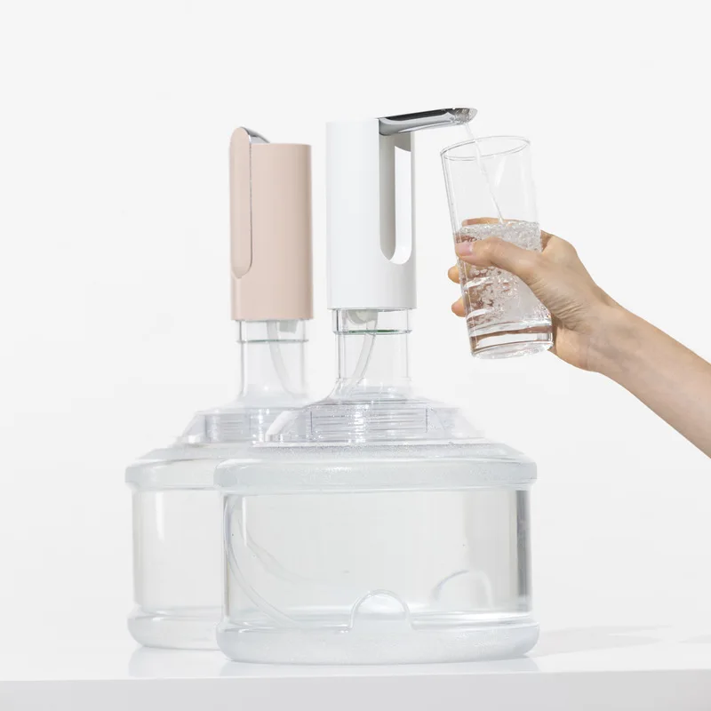 Автоматический складной насос-диспенсер для воды портативный перезаряжаемый