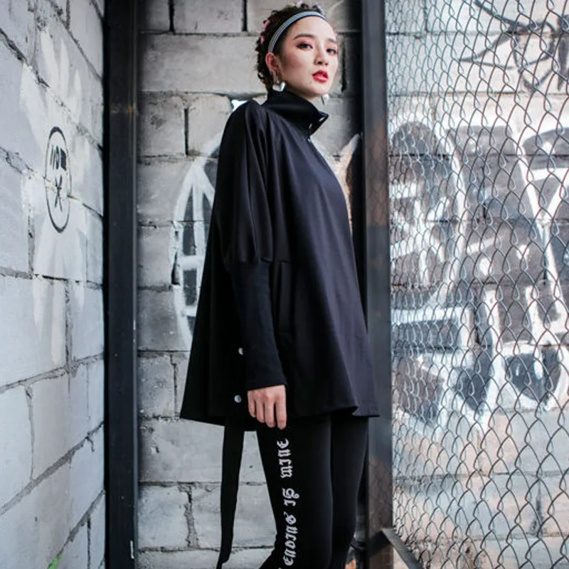 

New Autumn Women New Fashion Solid black Print Batwing Sleeve Sweatshirts Women Street O-Neck Short Crop tops tees