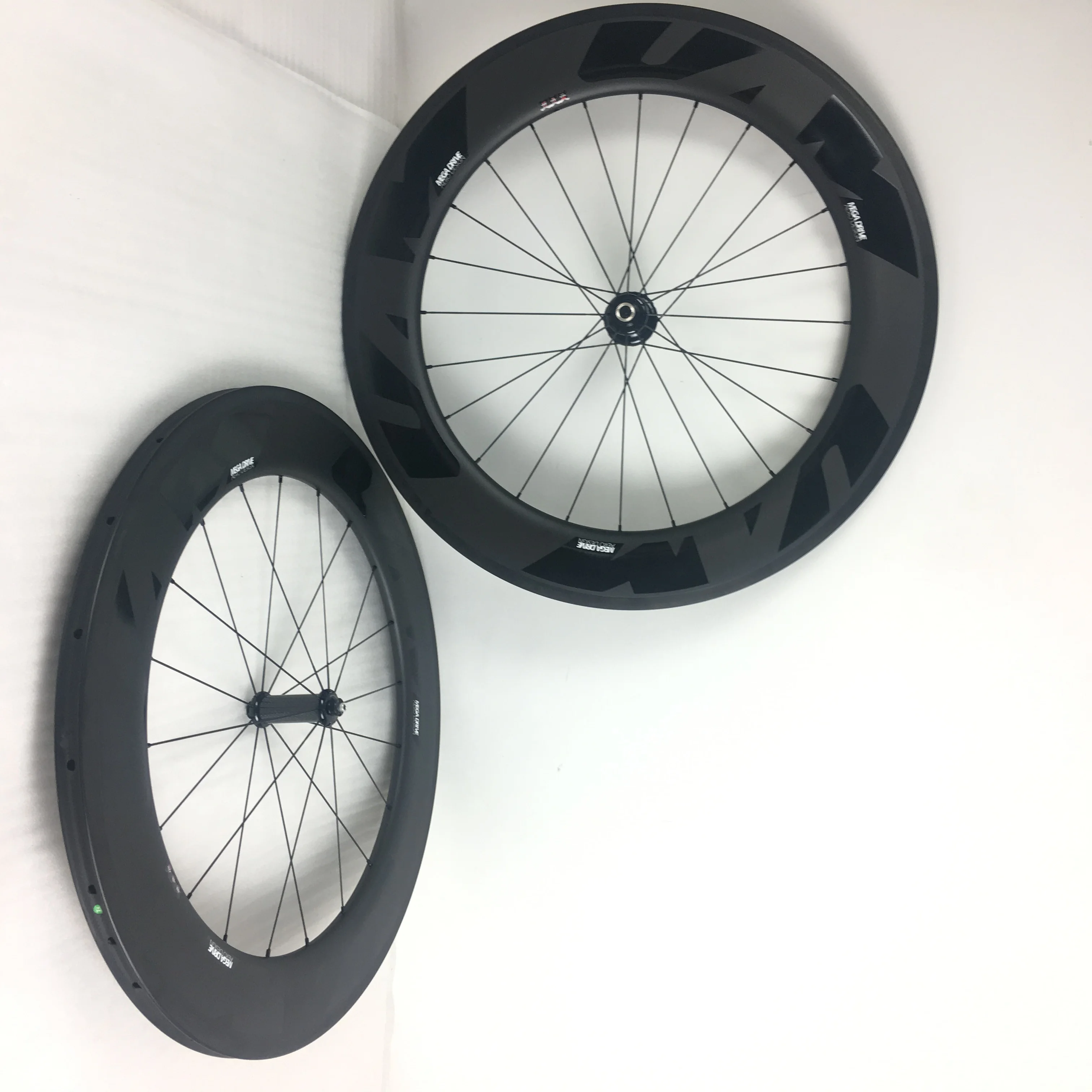700C колесная установка Roue cartone Pour велодорожка прямая тяга низкая сопротивление