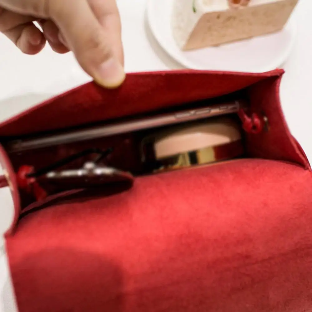 

2021 New Small leather Handbags Women Red Pink Crossbody bags lock design Ladies Mini shoulder Messenger bags Sac a main