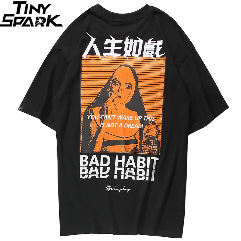 

Fashion Hip Hop Smoking Sister Picture Retro Streetwear Harajuku T-Shirt. Summer Cotton O-Neck Short Sleeve Mens T Shirt New