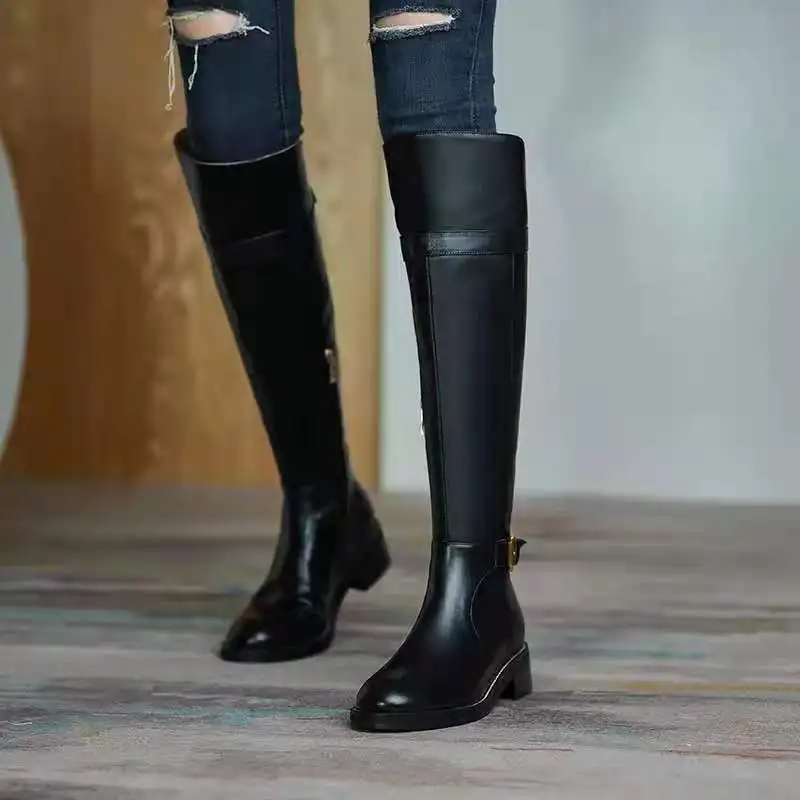 

Indispensable Fashion Knee-length Boots For 2021, Black & Brown