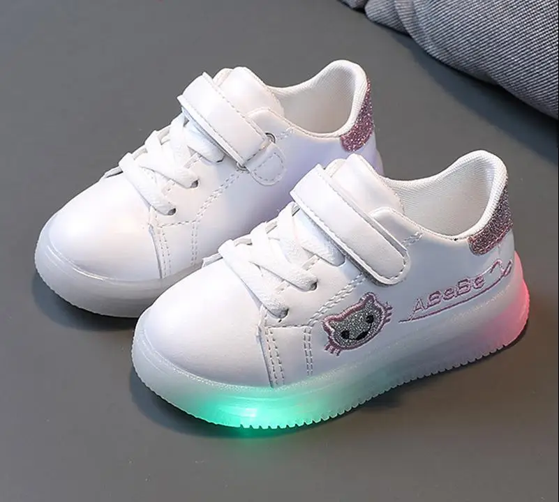 

Kids Led Shoes with Lights for Boys Girls Children Luminous Light Running Sneakers Baby Casual Glowing Toddler Shoes
