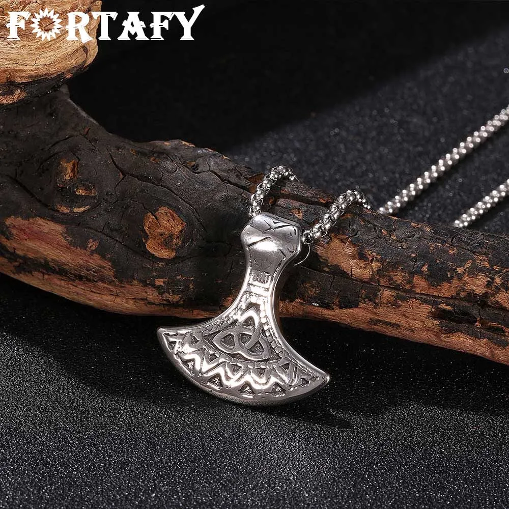 

FORTAFY Nordic Vikings Men Necklace Axe Amulet Pendant Scandinavian Stainless Steel Chain Antique Steel Color Jewelry FRGL0030