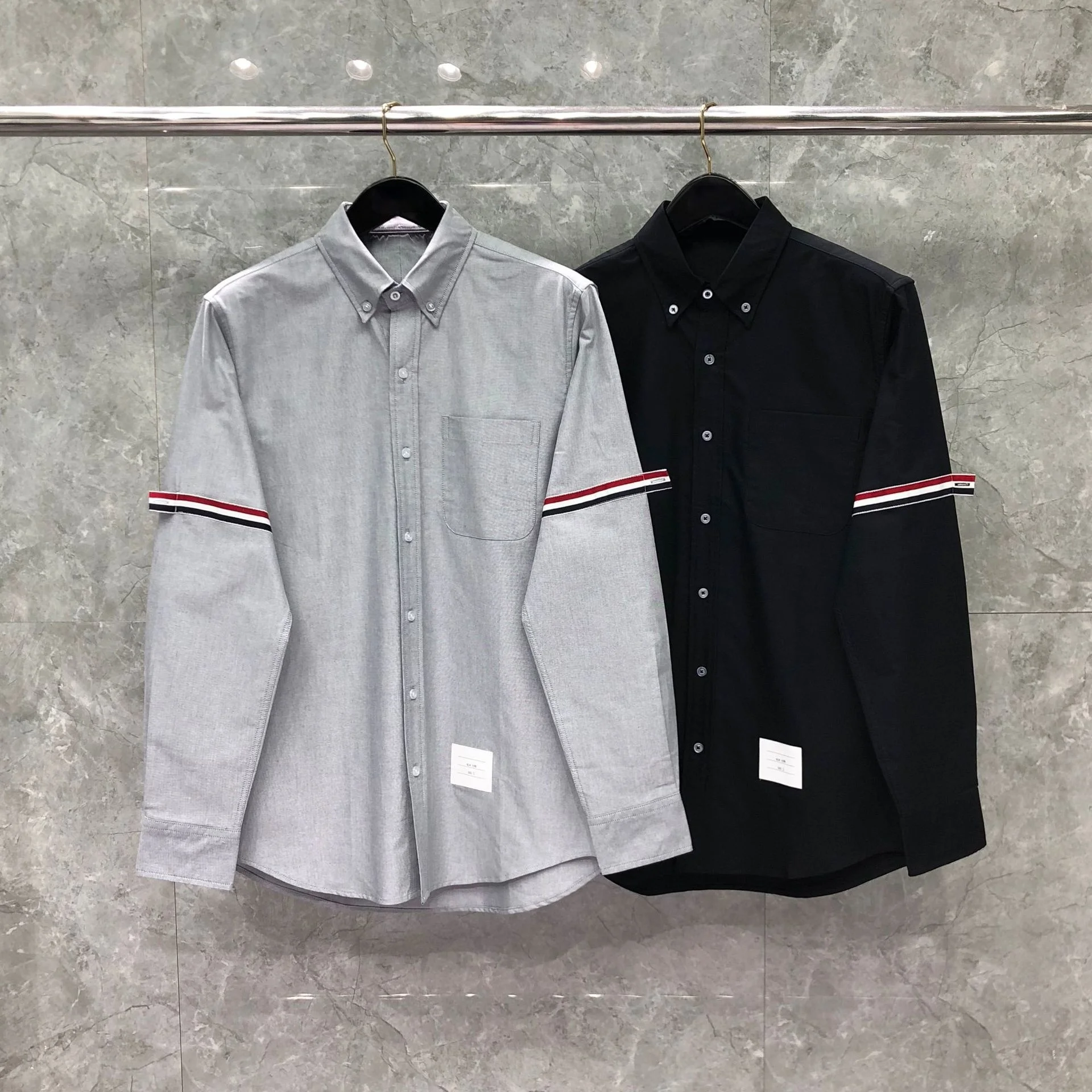 

2021 Fashion Brand Shirts Men Slim Black Long Sleeve Casual Shirt Turn Down Collar Oxford Cuff ribbons Men's Clothing