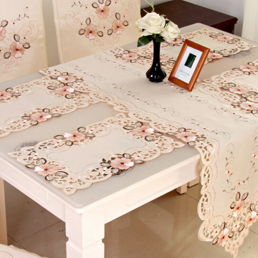 

Table Runner Festival Home Party Vintage Tablecloth Christmas Banquet Polyester Hotel Rectangle Wedding Decor Hollowed Out