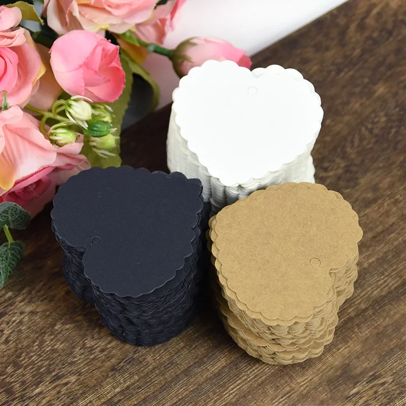 

100pcs Heart Shaped Black/White/Kraft Paper Card Blank Hang Tags Gift Labels Decor Retro Wedding Festival Party Valentines Gifts