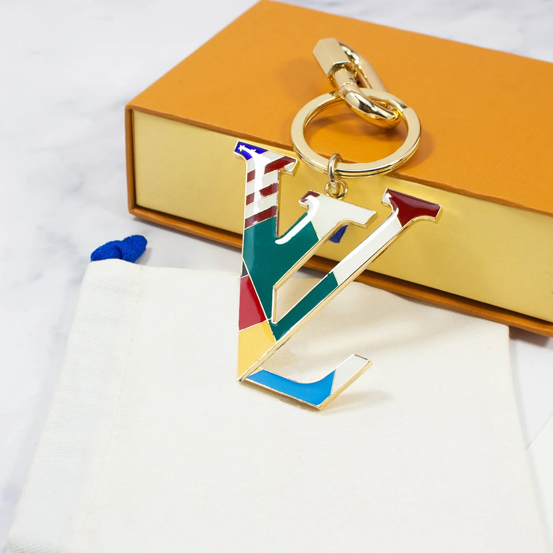 

Luxury Letter Keychain Fashion Metal American Flag Brand Keychain High Quality Bag Pendant Creative Auto Accessories Party Gift