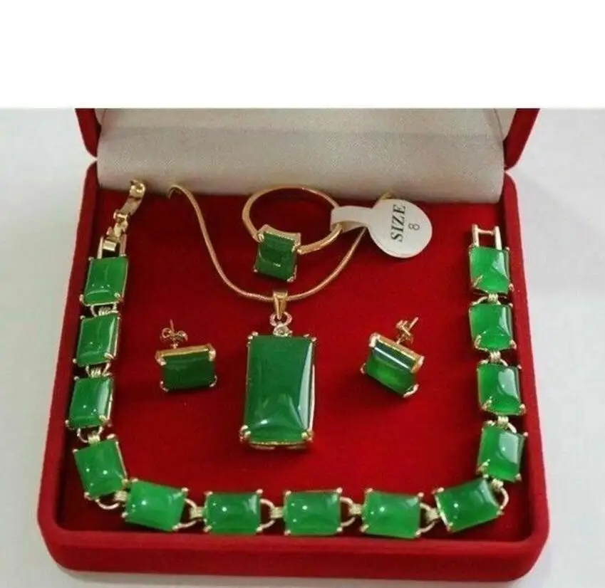 

Free Shipping Beautiful green jade Necklace Pendant Bracelet Earring Ring Jewellery set
