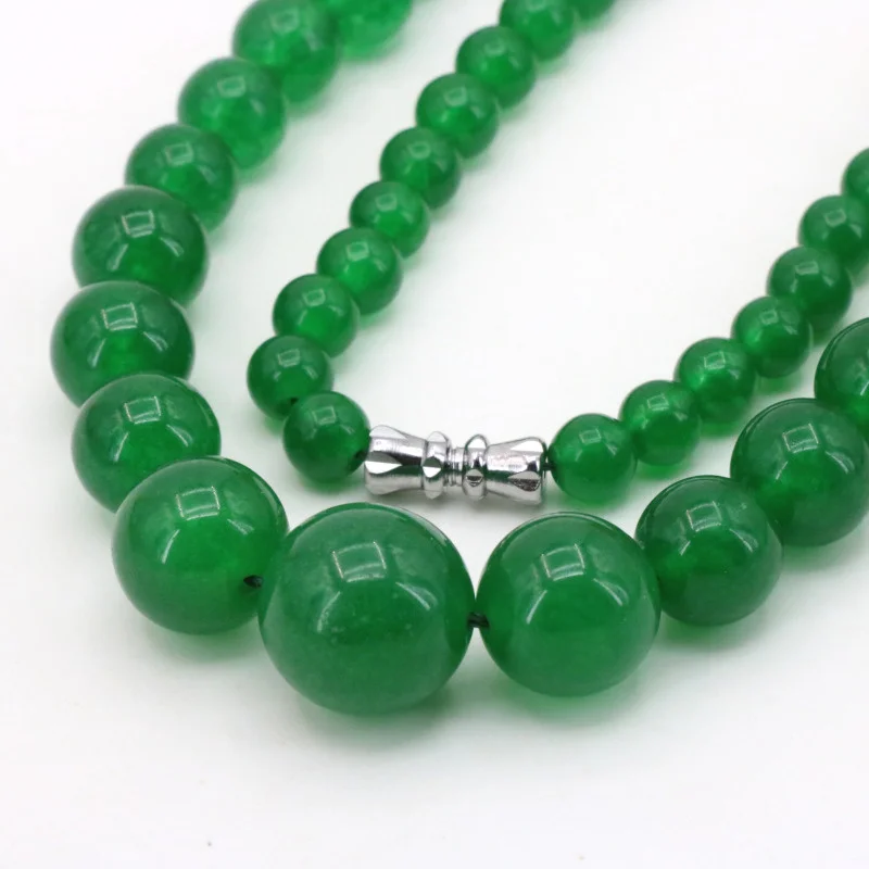 Колье из круглых бусин 6-14 мм зеленого халцедона башня на цепочке г. ручной работы
