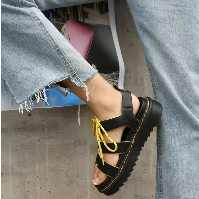 

2021 Summer New Thick Bottom Leather Martin Lady Sandals T Take Cross Strap Open-toed High Help The Female Sandals