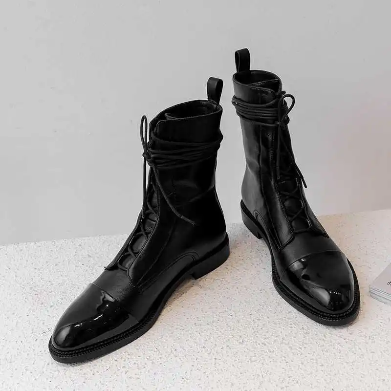 Online Krazing Pot Baru 2020 Sapi Kulit Round Toe Heels Kupu Kupu-kupu Renda Wanita Elegan Hitam Warna Pertengahan Betis Boots L37