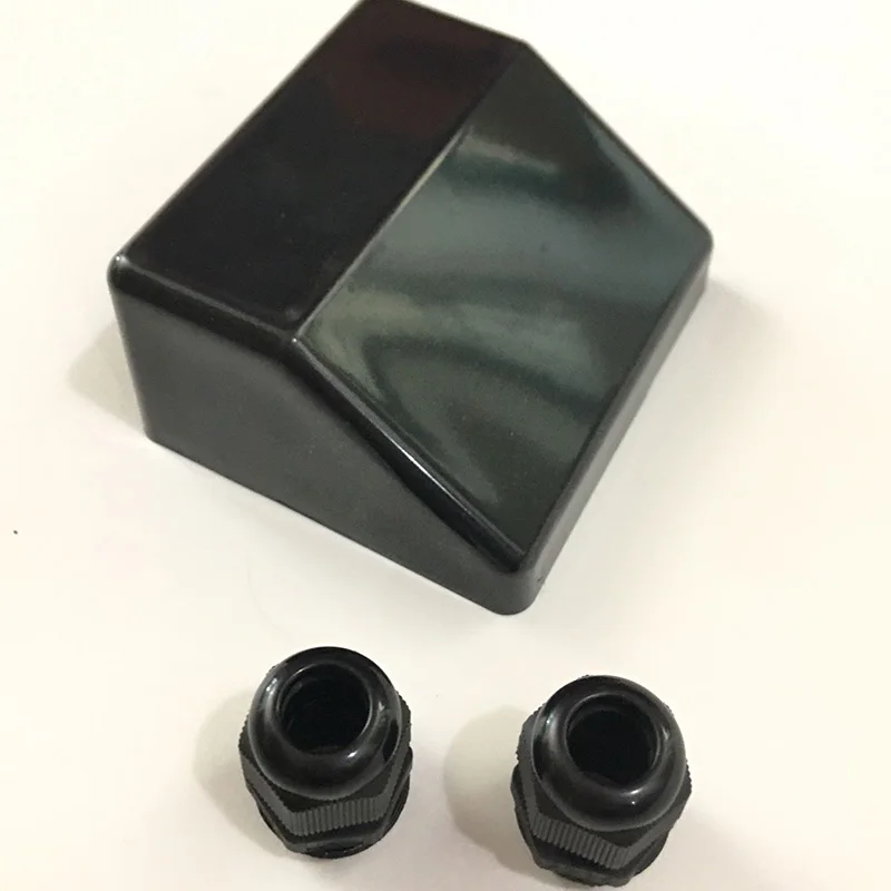 

Cable Entry Housing Mount Cable Entry Housing Mount for RV, Boats, Caravans, Marine, Cable Entry Housing Mount