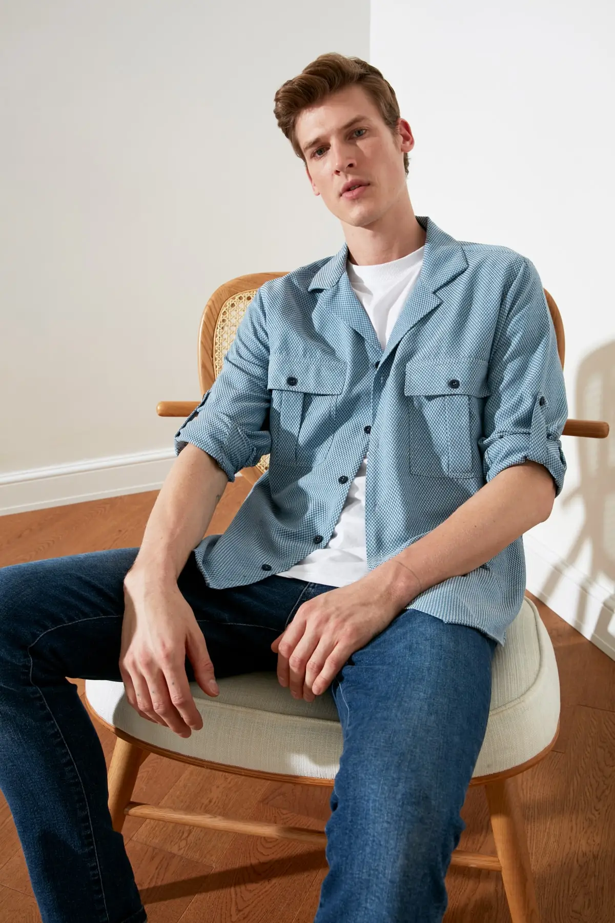 

Trendyol Male Apaj Collar Long Sleeve Double Pocket Cap Shirts TMNSS21GO0111