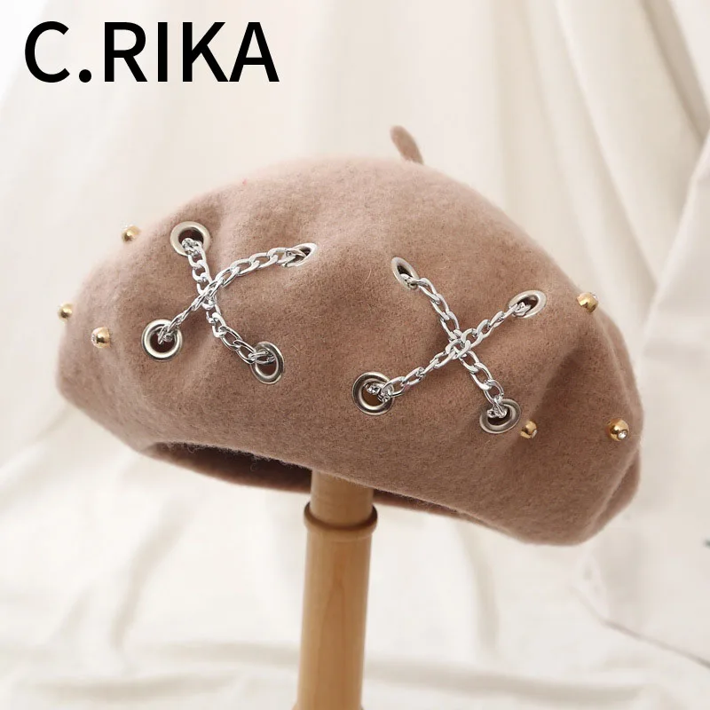 Женский теплый берет с цепочкой зимняя шапка-берет во французском стиле для